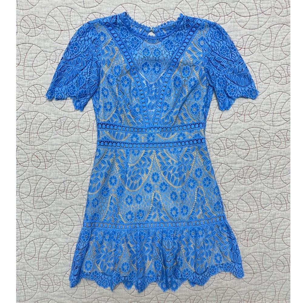 Saylor Darian Lace Mini Dress Blue Floral Short Sleeve Illusion Neckline / Small